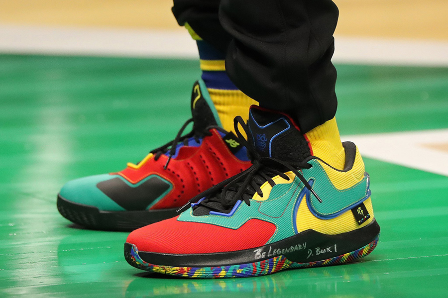 关于赛后马赛备战全明星赛，主帅复盘细节曝光，目标明确，更衣室氛围转暖的信息-竞技宝体育网站