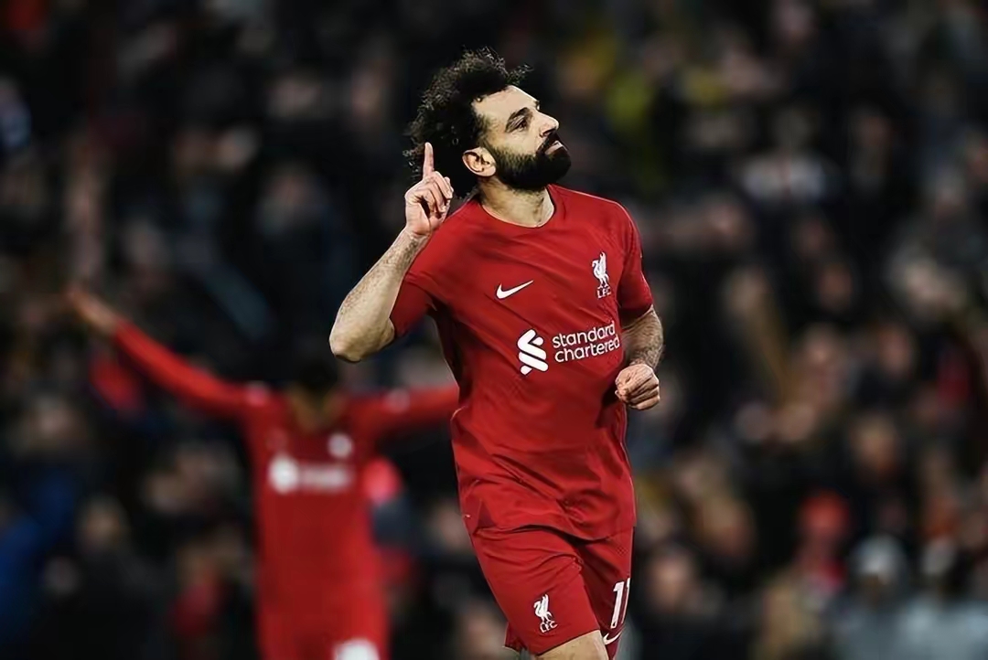 包含转会期利物浦调整名单以备德国杯；刷新队史纪录环节打磨；话题不断；赛季目标并未改变的词条-竞技宝平台