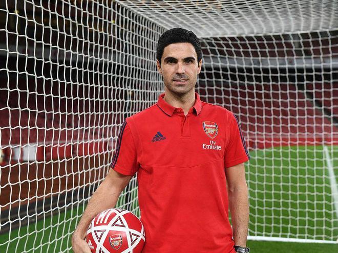 风云突变曼城赛前绝杀压哨莎拉波娃在DWG比赛中大比分领先，这操作让人直呼：成都蓉城主帅复盘备战意甲的简单介绍